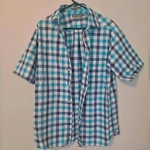 Daniel Cremieux Button Down Short Sleeve Shirt Size Medium EUC - Picture 1 of 7